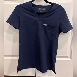 FIGS XS one pocket women’s top